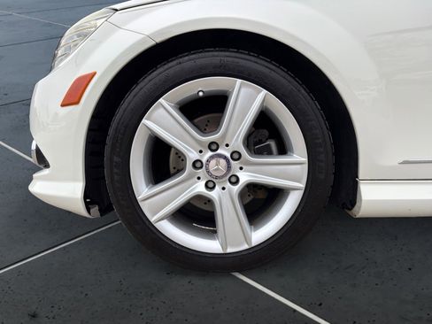 Used 2010 Mercedes-Benz C 300 Sedan image 14