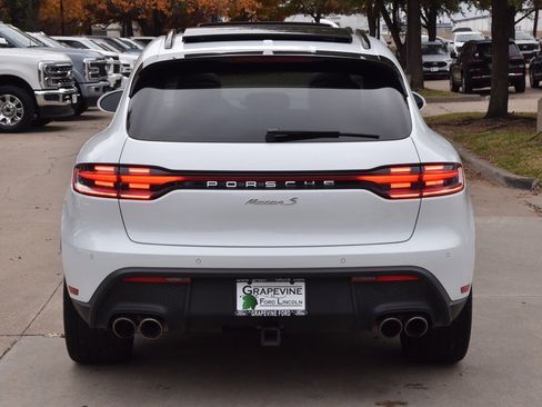 Used 2023 Porsche Macan S image 9