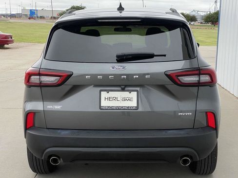 Used 2025 Ford Escape ST-Line AWD/4WD image 6