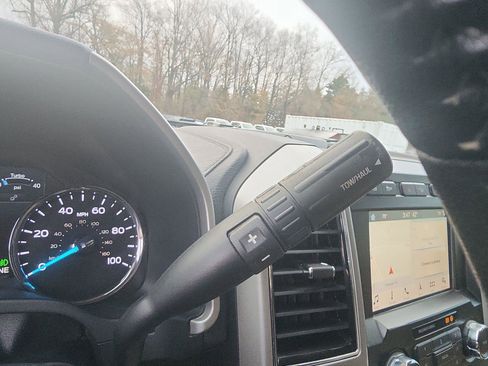 Used 2019 Ford F250 Lariat w/ Chrome Package image 19