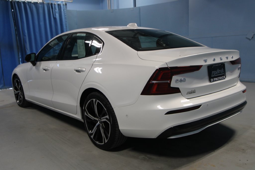 Used 2024 Volvo S60 B5 Plus AWD/4WD image 26