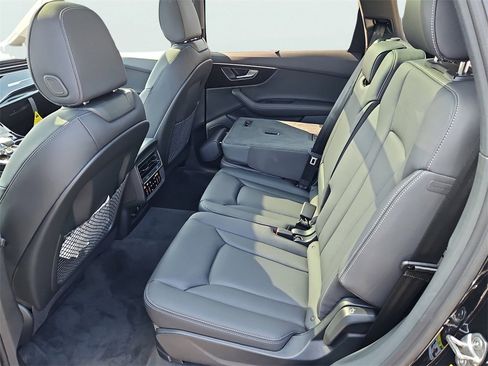 New 2025 Audi Q7 3.0T Premium Plus image 23