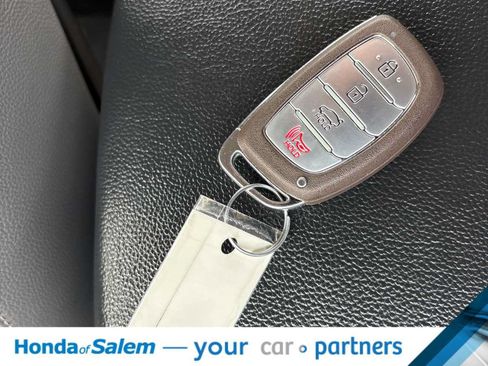 Used 2014 Hyundai Elantra Limited w/ Option Group 03 FWD image 20