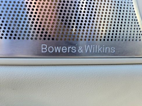 Used 2018 Volvo S90 T8 Inscription w/ Convenience Package image 23