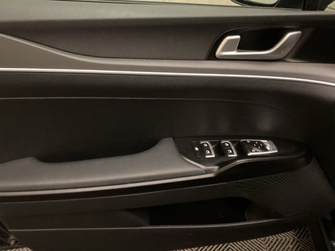 Used 2024 Kia K5 LXS image 10