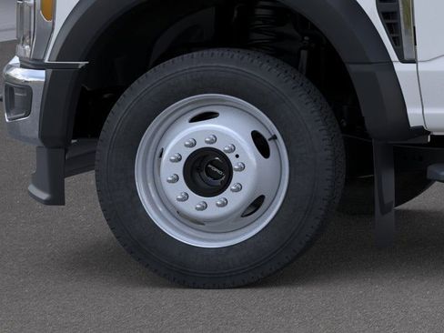 New 2025 Ford F550 4x4 Regular Cab Super Duty image 19