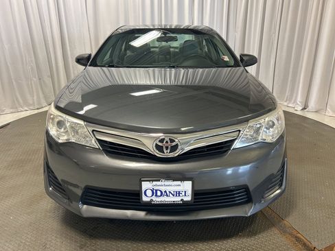 Used 2012 Toyota Camry LE image 17