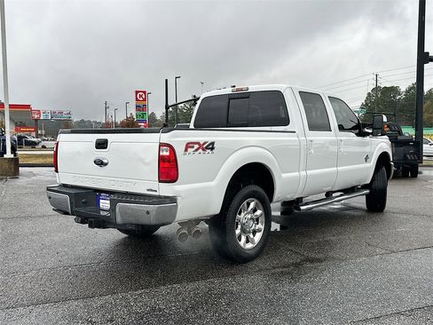 Used 2014 Ford F250 Lariat w/ Lariat Interior Package image 7