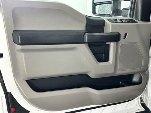 Used 2020 Ford F250 XL image 32