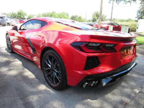 Used 2024 Chevrolet Corvette Stingray Preferred Cpe w/ Z51 Performance Package RWD image 5