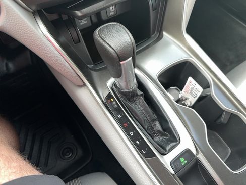Used 2019 Honda Accord LX image 17