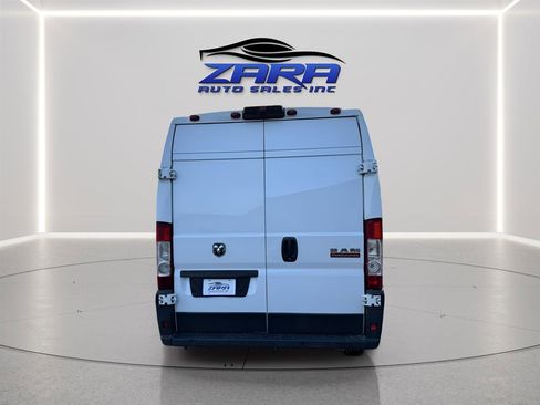 Used 2017 RAM ProMaster 2500 w/ Interior Convenience Group image 5