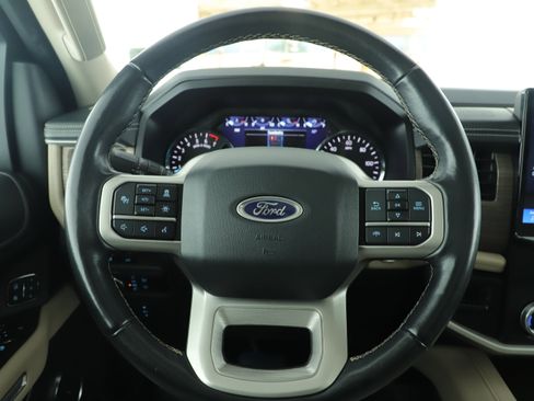 Used 2024 Ford Expedition Max Limited RWD image 21