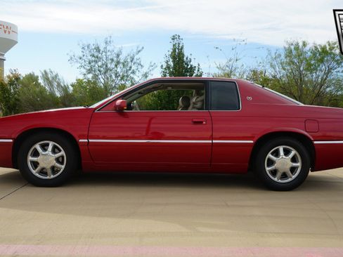 Used 2001 Cadillac Eldorado ESC w/ Comfort/Convenience Pkg image 3