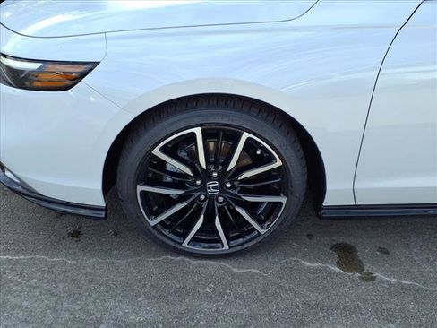 New 2025 Honda Accord Touring image 13
