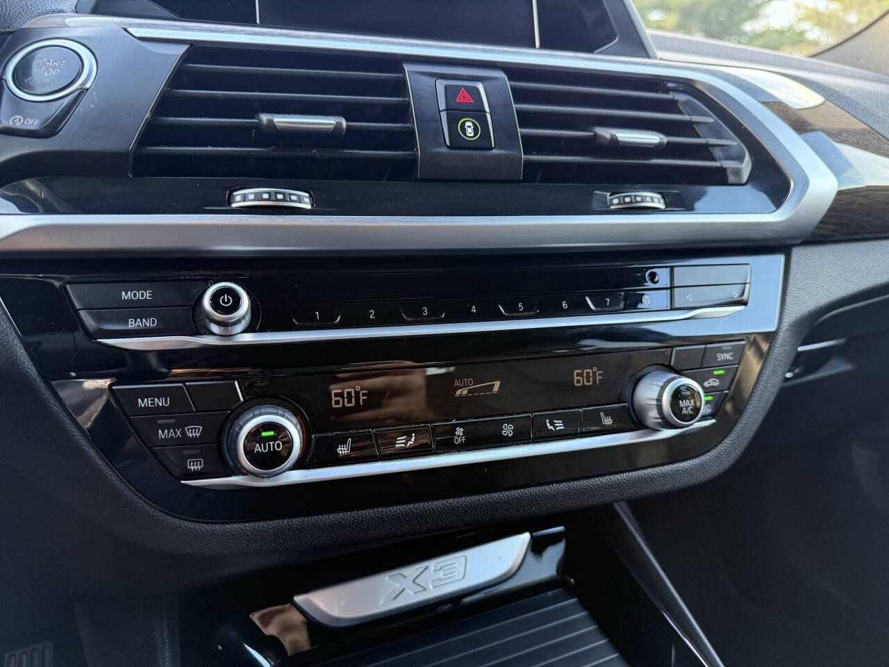 Used 2019 BMW X3 xDrive30i w/ Driving Assistance Package AWD/4WD image 21