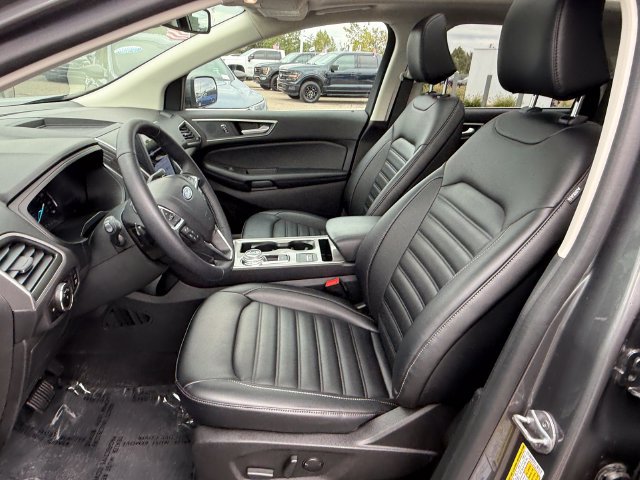 Certified 2024 Ford Edge SEL w/ Convenience Package AWD/4WD image 6