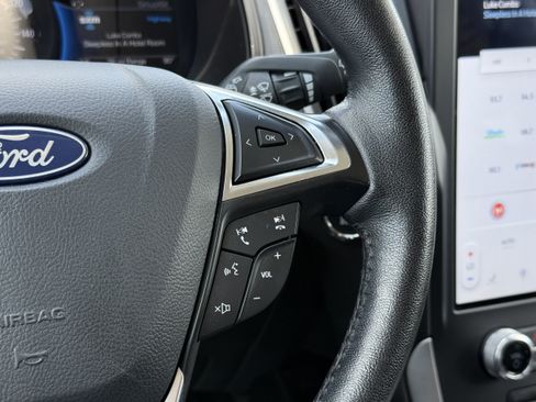 Certified 2024 Ford Edge SEL AWD/4WD image 16
