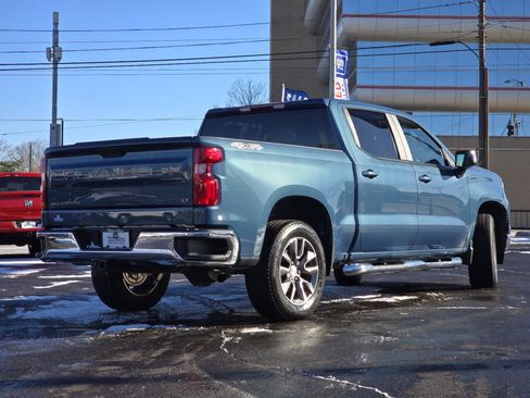 Used 2024 Chevrolet Silverado 1500 LT image 25