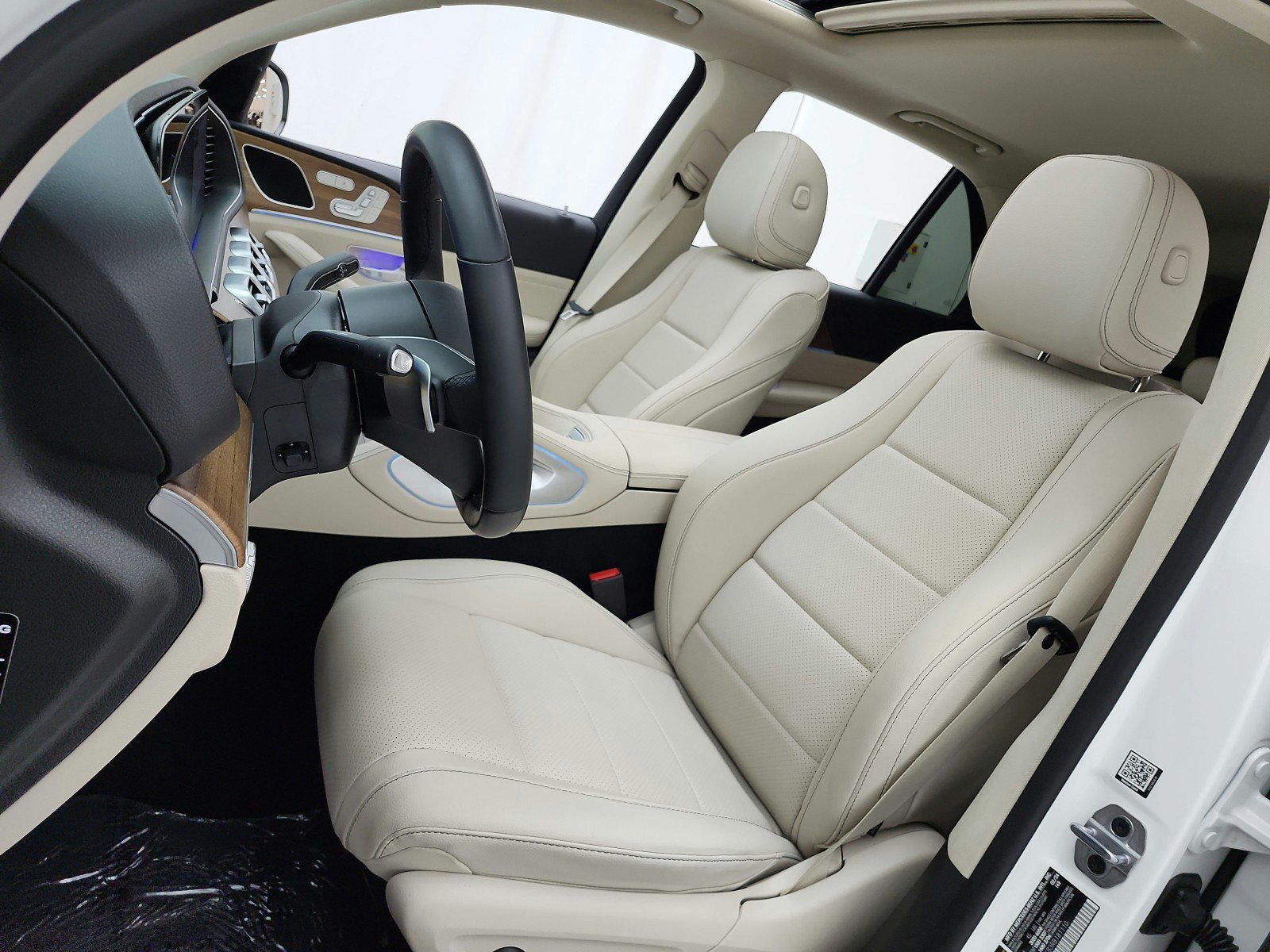 Used 2024 Mercedes-Benz GLE 450 4MATIC image 10