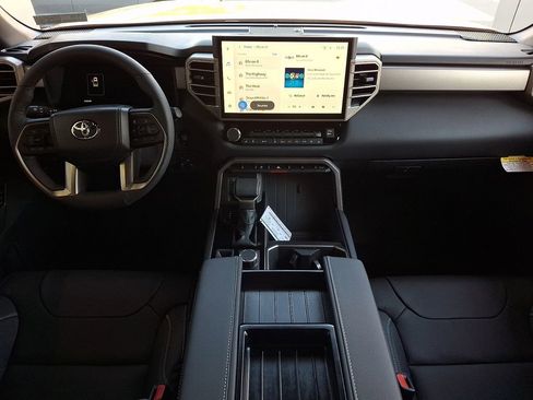 New 2026 Toyota Tundra Limited AWD/4WD image 10