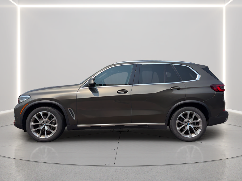 Used 2023 BMW X5 xDrive40i w/ Premium Package AWD/4WD image 9