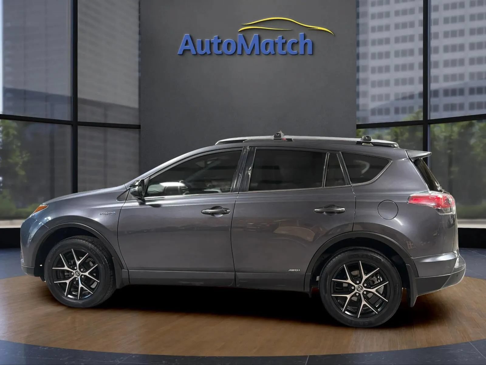 Used 2018 Toyota RAV4 SE w/ Advanced Technology Package AWD/4WD image 8