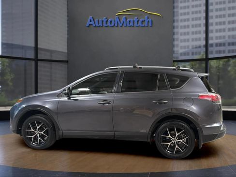 Used 2018 Toyota RAV4 SE w/ Advanced Technology Package AWD/4WD image 8