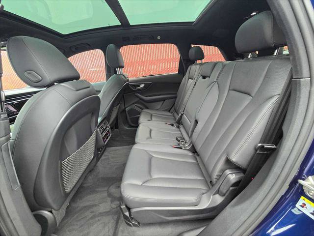 Used 2023 Audi Q7 3.0T Prestige w/ Prestige Package AWD/4WD image 17