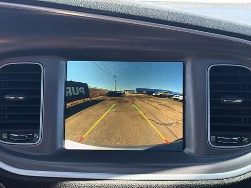 Used 2019 Dodge Charger R/T image 9