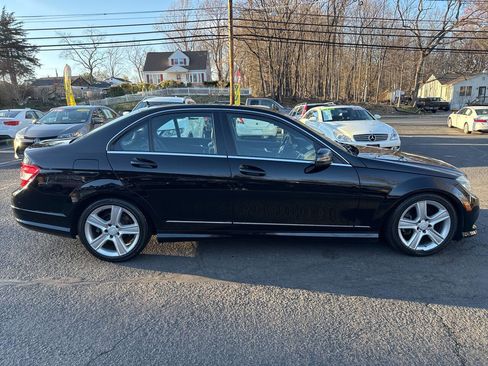 Used 2011 Mercedes-Benz C 300 4MATIC Sedan image 5