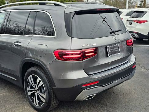 New 2026 Mercedes-Benz GLB 250 4MATIC image 12