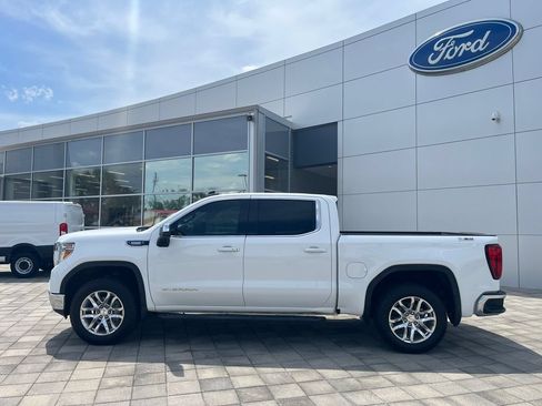 Used 2021 GMC Sierra 1500 SLE w/ X31 Off-Road Package AWD/4WD image 3
