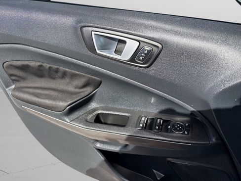 Used 2019 Ford EcoSport SE FWD image 17