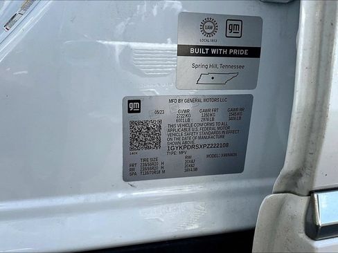 Used 2023 Cadillac XT6 Premium Luxury w/ LPO, Floor Liner Package AWD/4WD image 19