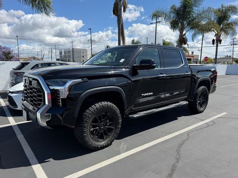 Used 2023 Toyota Tundra Limited w/ TRD Off-Road Package AWD/4WD image 3