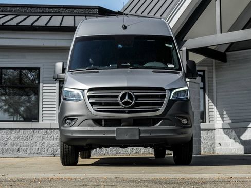 New 2025 Mercedes-Benz Sprinter 2500 image 5
