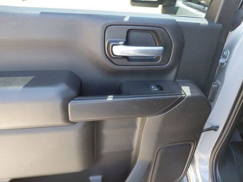 Used 2025 GMC Sierra 2500 Pro w/ Convenience Package AWD/4WD image 29