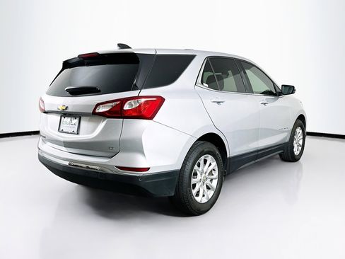 Used 2018 Chevrolet Equinox LT FWD image 9