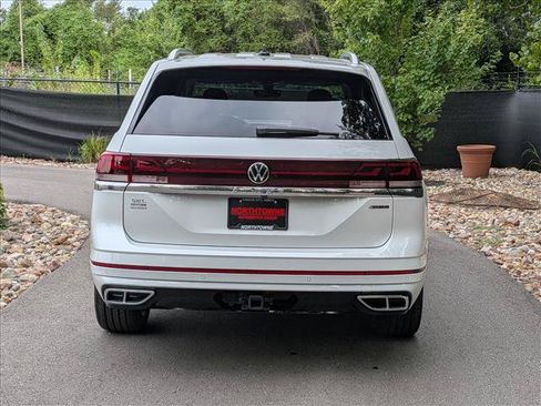 Used 2026 Volkswagen Atlas SEL Premium R-Line AWD/4WD image 4