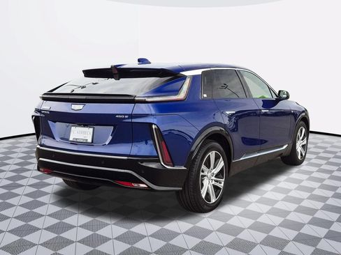 Certified 2024 Cadillac Lyriq Tech RWD image 7