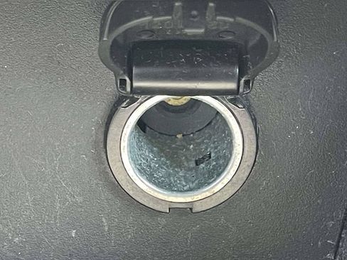 Used 2025 Nissan Altima 2.5 S FWD image 22