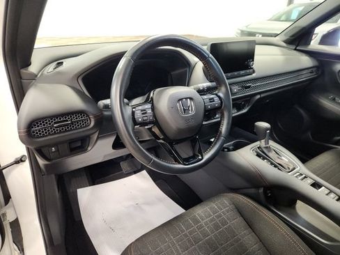 Certified 2025 Honda HR-V Sport image 11