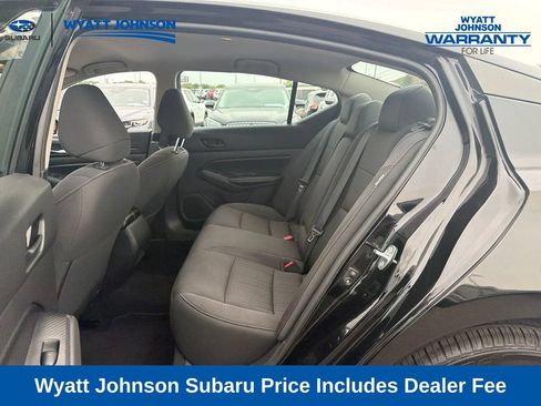 Used 2024 Nissan Altima 2.5 SV FWD image 31
