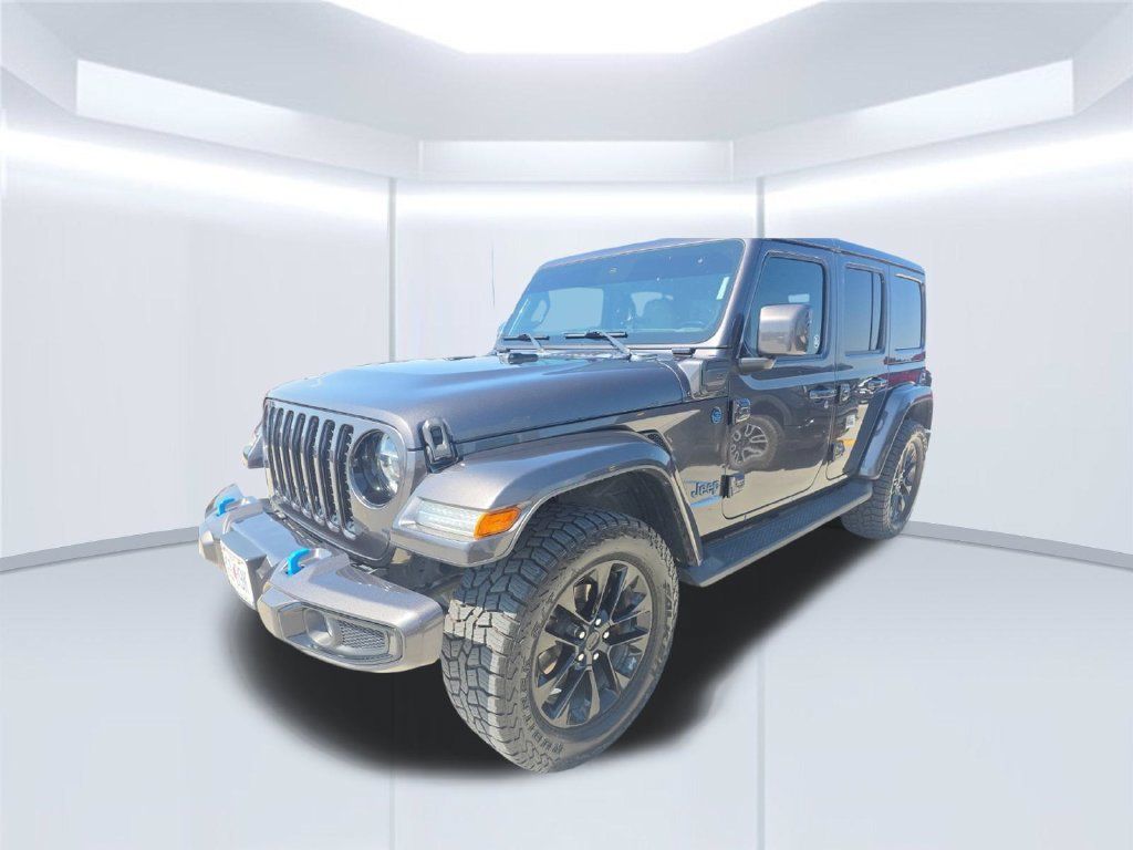 Used 2021 Jeep Wrangler Unlimited Sahara AWD/4WD image 37