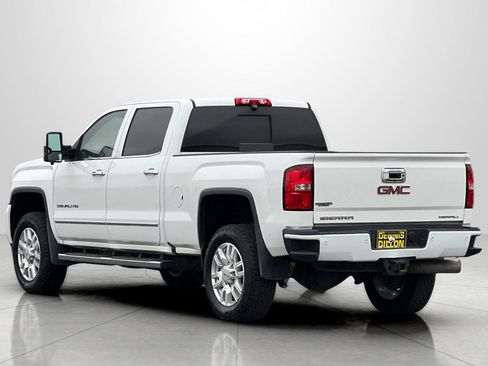 Used 2016 GMC Sierra 2500 Denali w/ Duramax Plus Package image 7