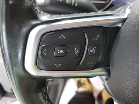 Used 2021 Jeep Wrangler Unlimited Sahara image 35