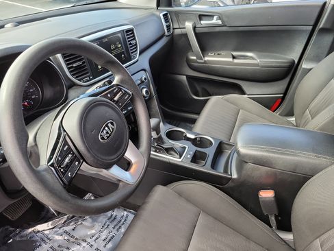 Used 2021 Kia Sportage LX image 18