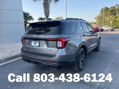Used 2025 Ford Explorer ST AWD/4WD image 3