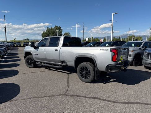 Used 2025 Chevrolet Silverado 3500 LT w/ Trail Boss Package AWD/4WD image 4